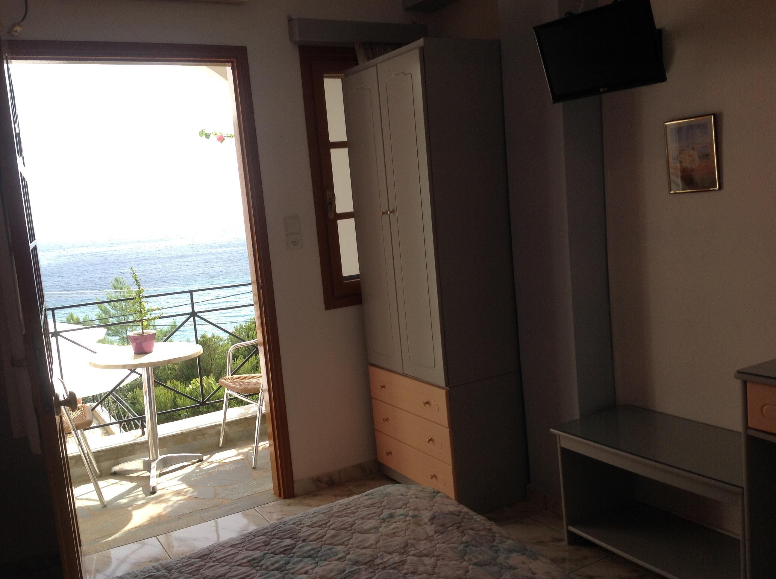 Travlos Studios Eleios-Pronnoi Exterior photo